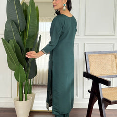 Women Dark Green Embroidered Kurta Set with Dupatta