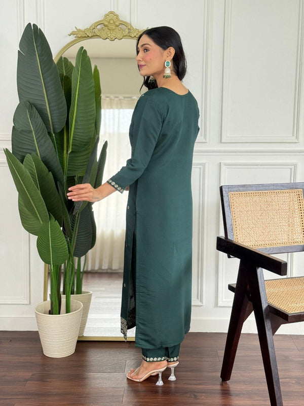 Women Dark Green Embroidered Kurta Set with Dupatta