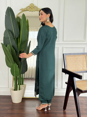 Women Dark Green Embroidered Kurta Set with Dupatta