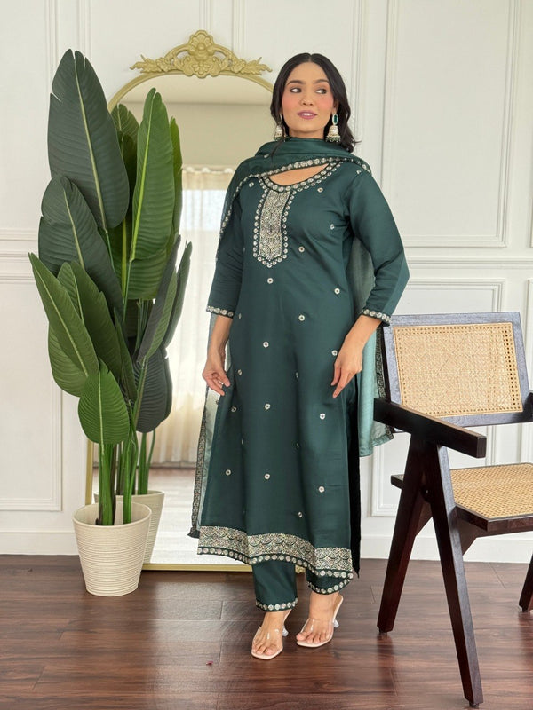 Women Dark Green Embroidered Kurta Set with Dupatta