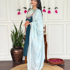 Women Teal Blue Embroidered Kurta Set with Contrast Dupatta