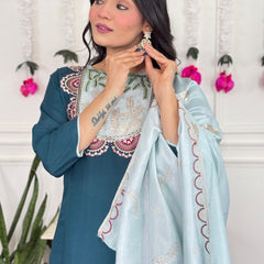 Women Teal Blue Embroidered Kurta Set with Contrast Dupatta