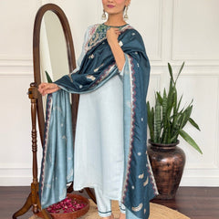 Women Sky Blue Embroidered Kurta Set with Contrast Dupatta