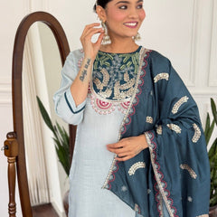 Women Sky Blue Embroidered Kurta Set with Contrast Dupatta