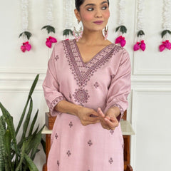 Women Pink Color Embroidered Kurta Set with Dupatta