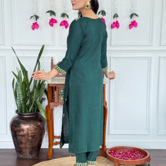 Women Dark Green Embroidered Kurta Set with Dupatta