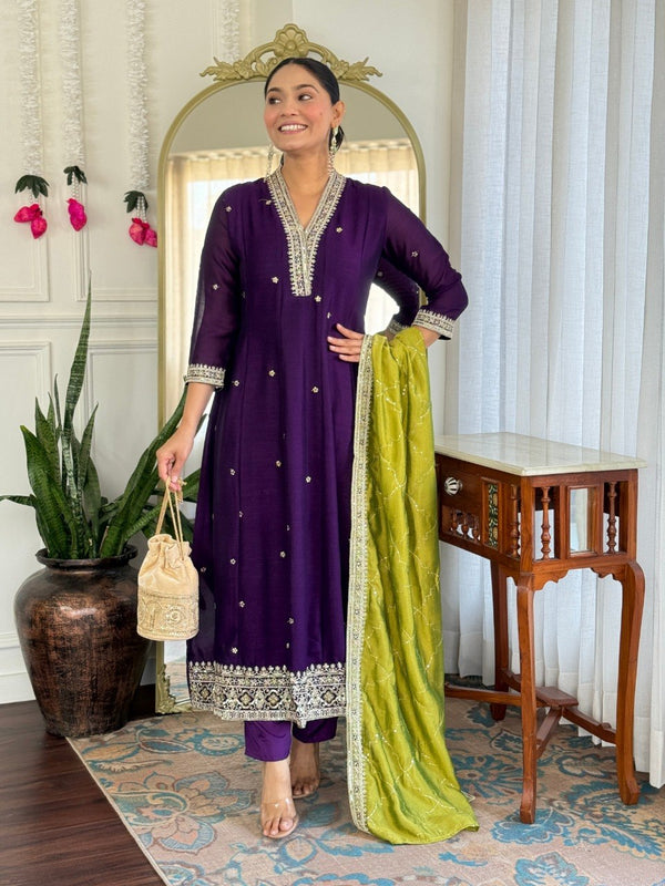 Women Purple Embroidered Kurta Set with Green Dupatta