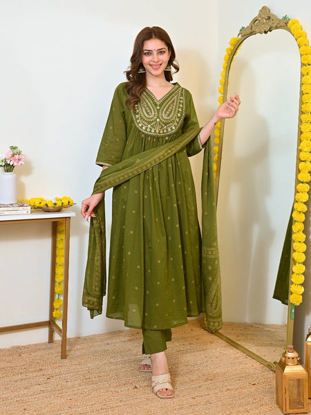Women Olive Green Embroidered Kurta Set with Dupatta