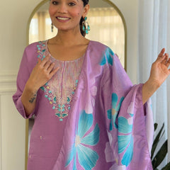 Women Lavender Pink Embroidered Kurta Set with Printed Dupatta