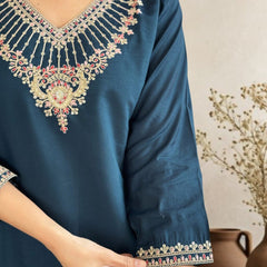 Women Teal Green Embroidered Kurta Set with Dupatta