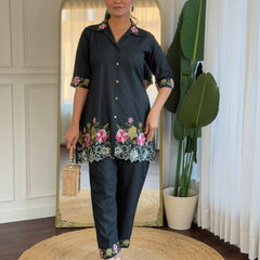 Women Black Floral Embroidered Co-Ord Set
